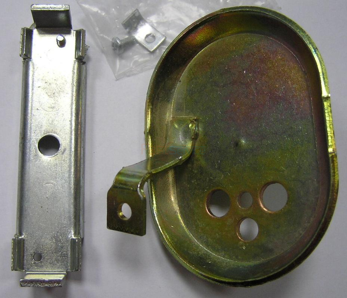 C00017551 Фланец Ariston Indesit