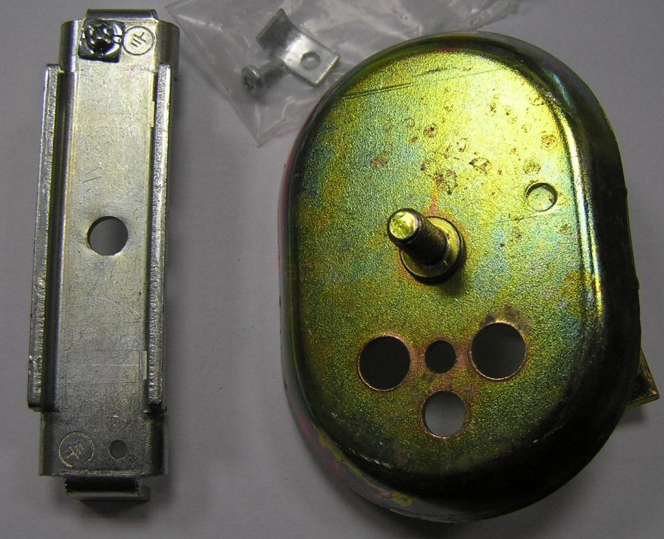 C00017551 Фланец Ariston Indesit 1