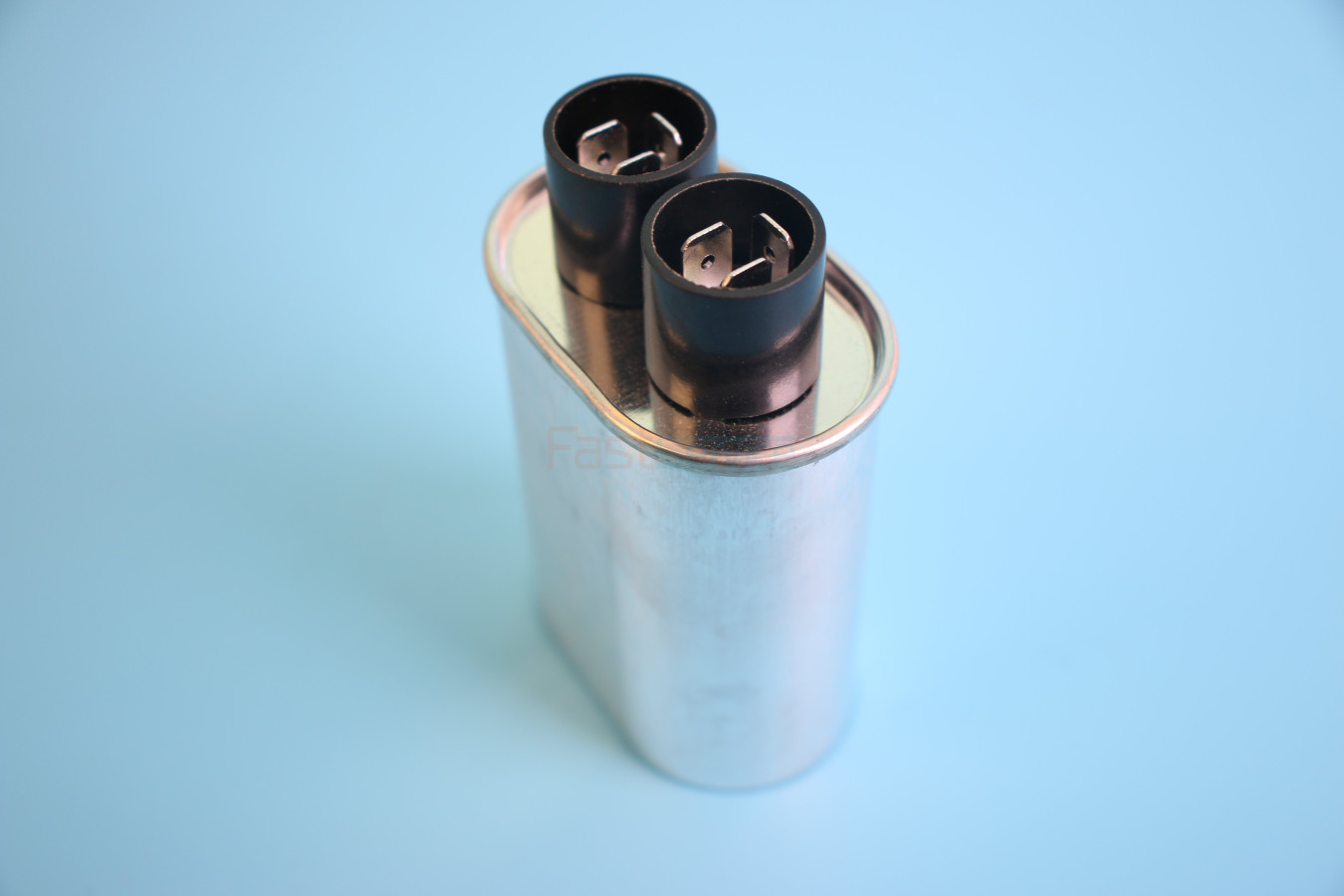 Конденсатор высоковольтный  0.90µFx2100V контакты 2x3xRAST6.3 1