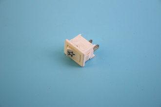 104912 Кнопка поджига Ariston Indesit C00104912