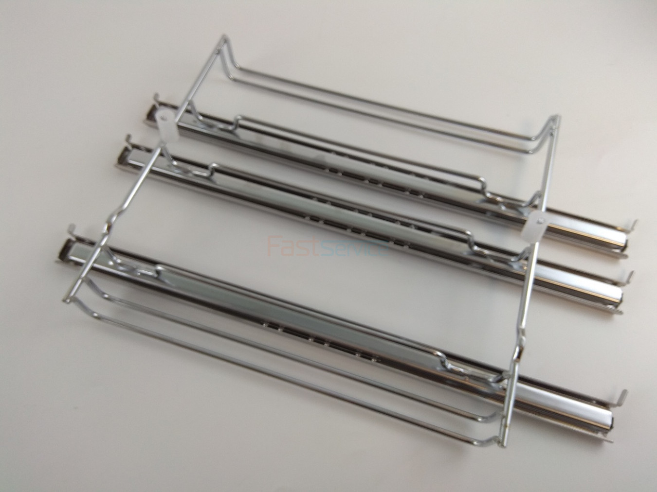 682443 Кронштейн с салазками левый для духовки Bosch Siemens 1