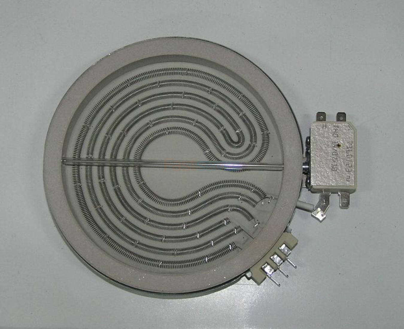 C00139052 Тэн стеклокерамики Ariston
