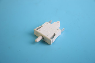 C00851049 Кнопка включения света для холодильника Ariston 0.25A Оригинал!