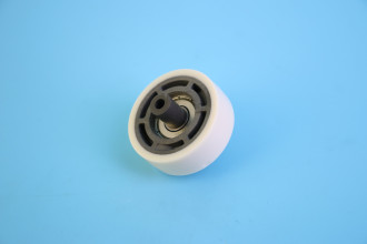 480112101478 Ролик сушильной машины Whirlpool, Indesit C00313029