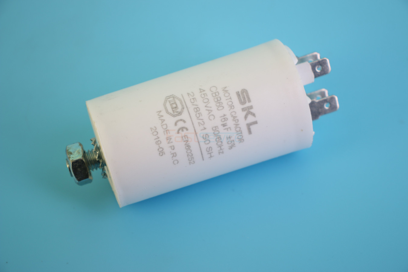 Конденсатор 16 µFx450V
