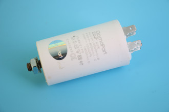 Конденсатор 22 µFx450V