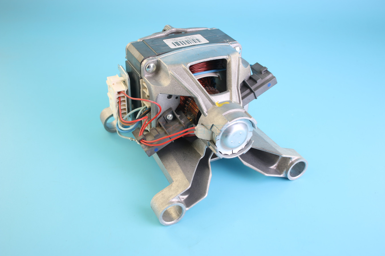 C00145039 Двигатель Indesit Ariston 1