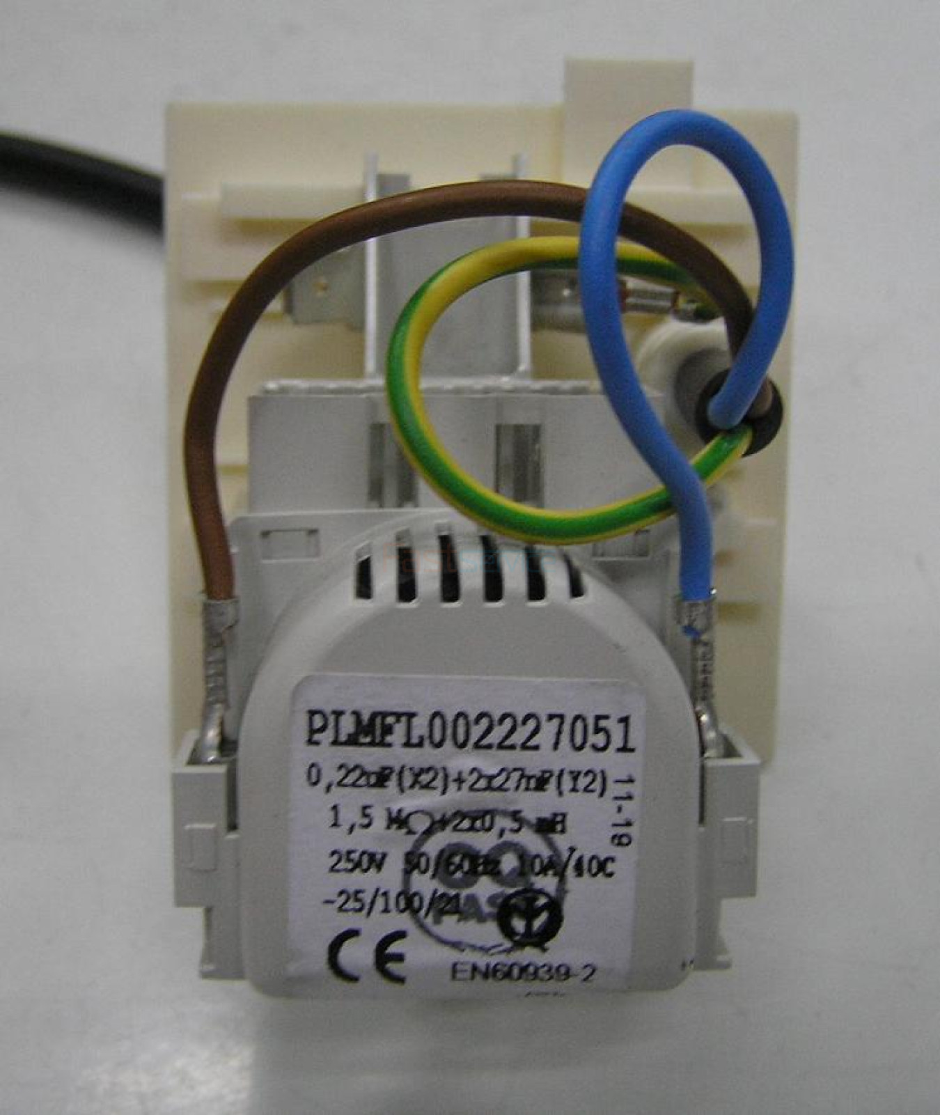 C00296820 Сетевой фильтр Indesit Ariston 1