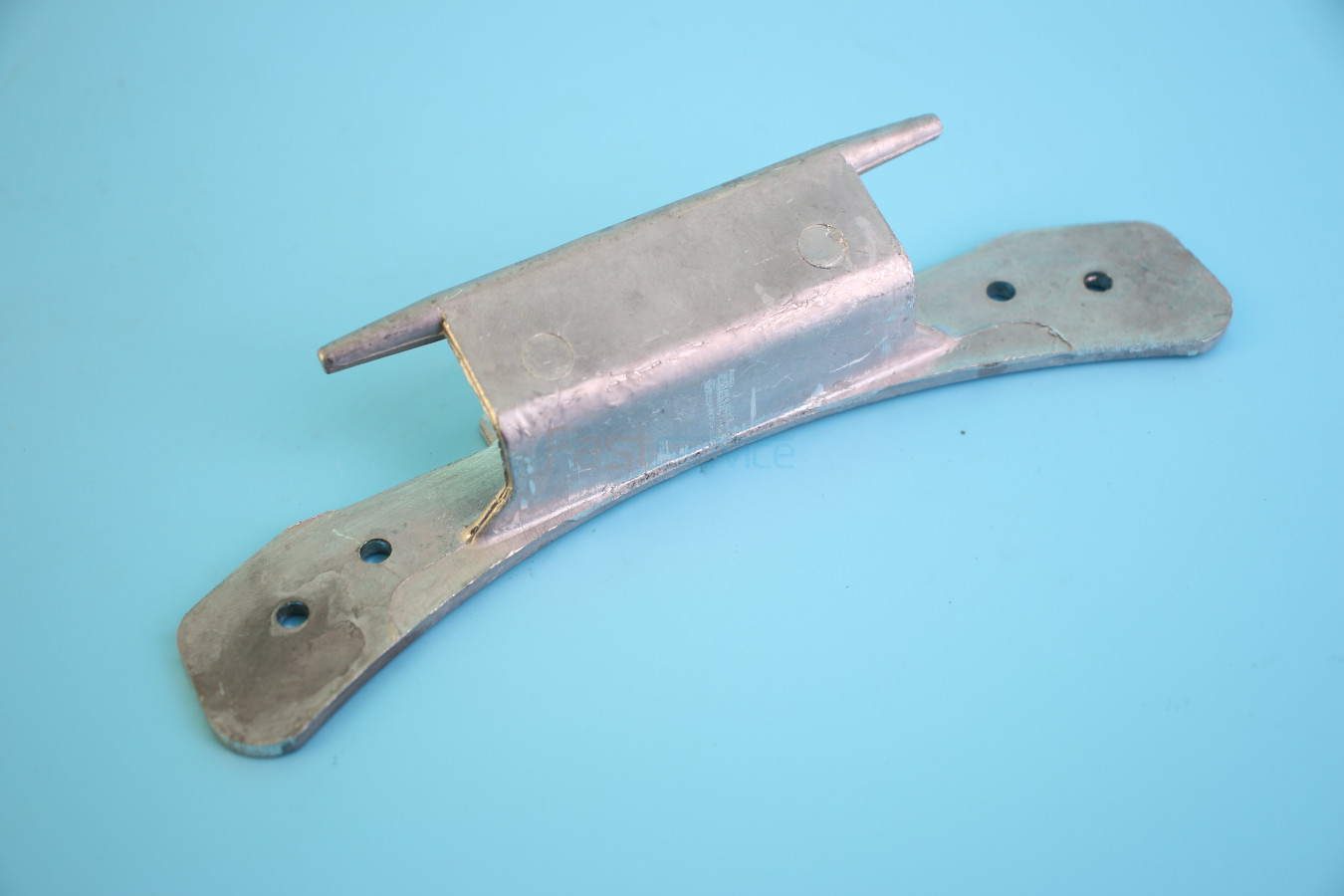 C00043636 Петля люка Ariston Indesit