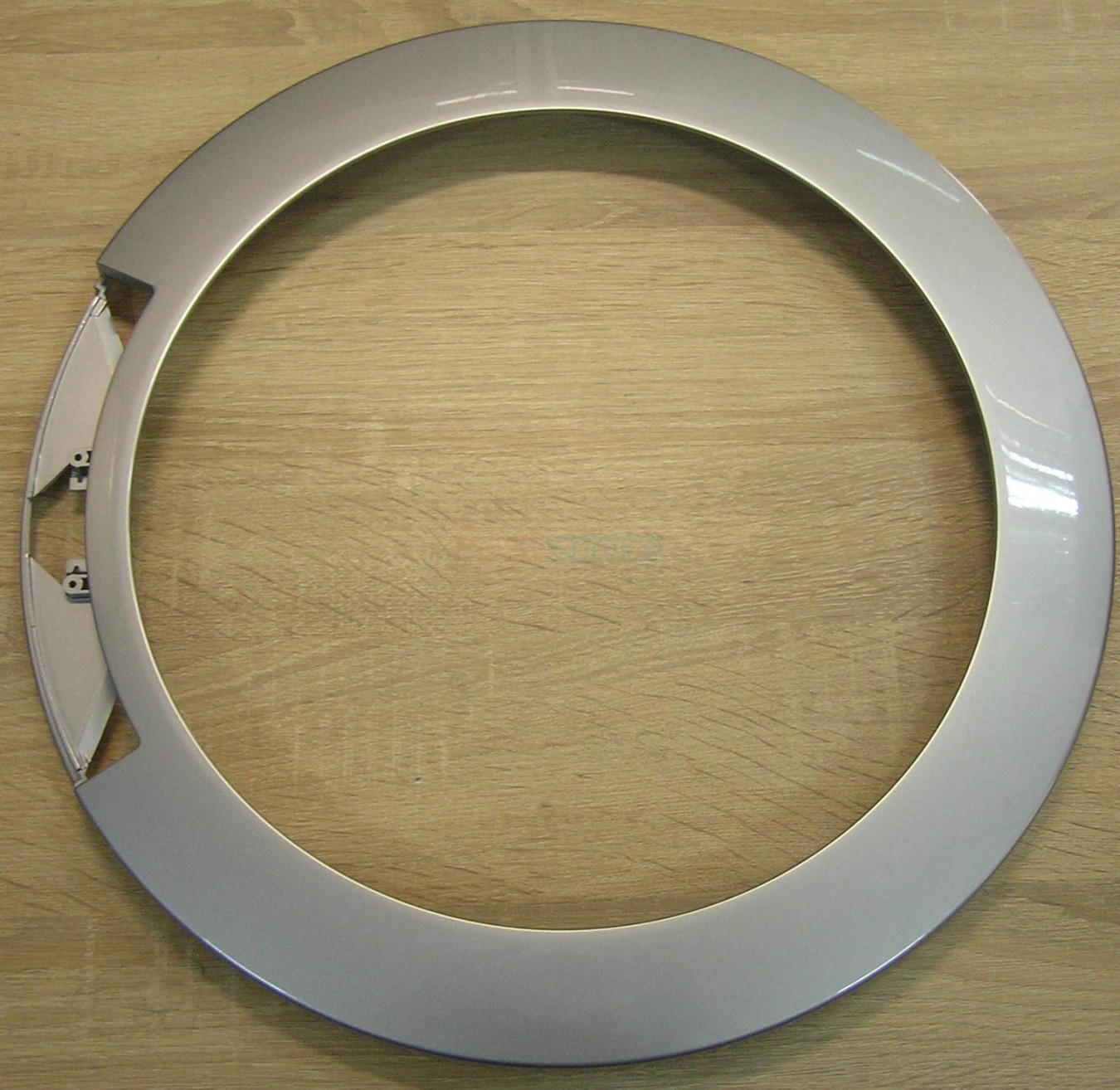 672818 Внешняя обечайка двери Bosch Siemens