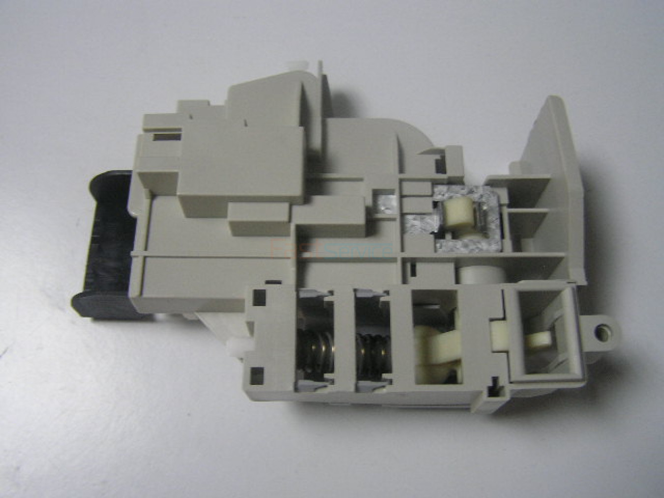 264161 Замок люка СМА Ariston C00264161 замена C00299278 1