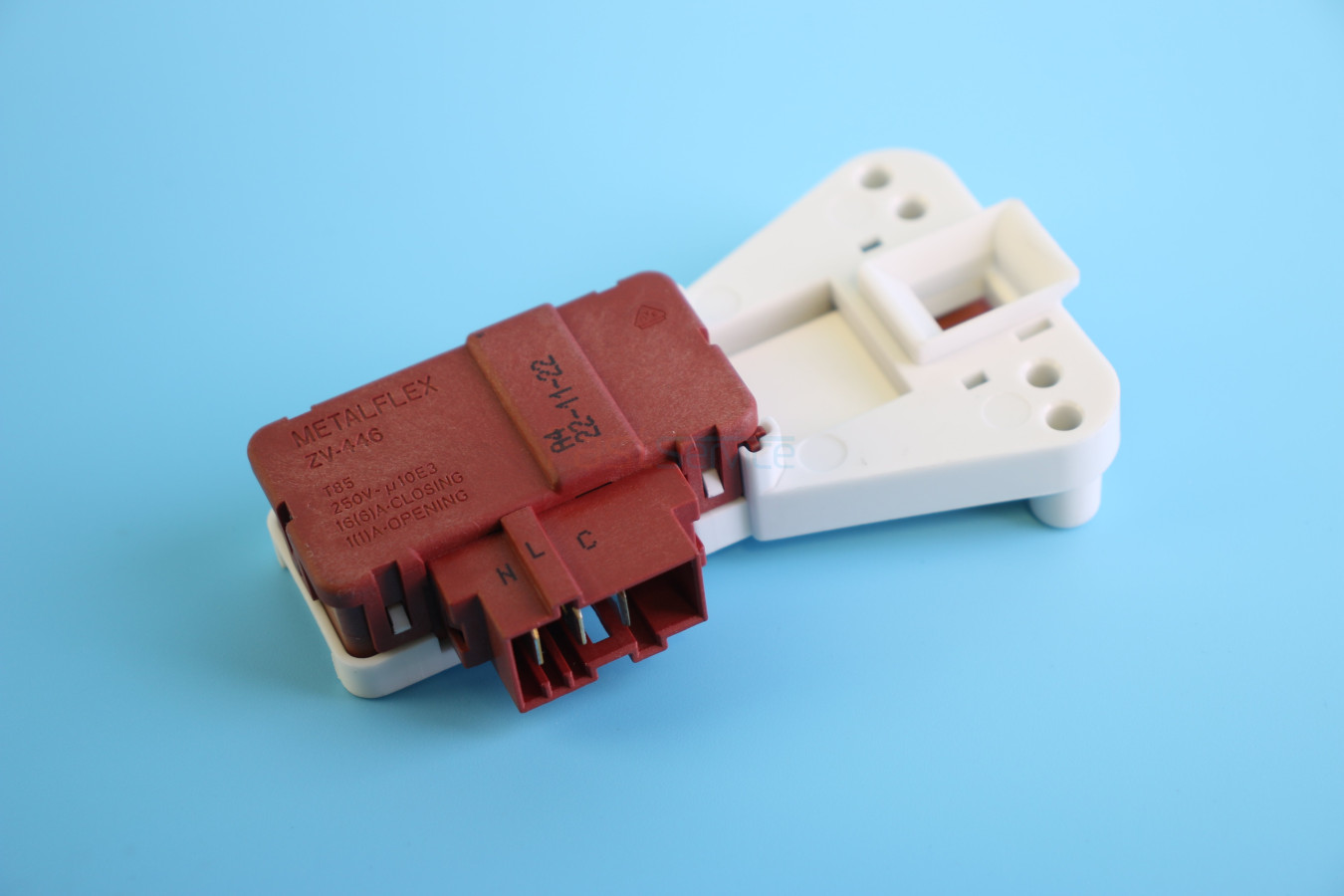 Замок люка Metalflex ZV446 A4 СМА Vestel Rainford
