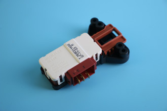 Замок люка Metalflex СМА Beko 2805311400