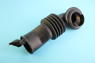 Патрубок заливной Ariston Indesit C00647071 C00272488