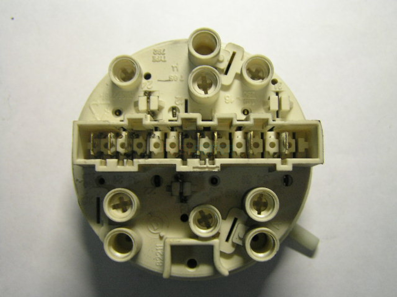 3792215109 Прессостат СМА Zanussi Electrolux (EWM 1000) б/у 1320822529