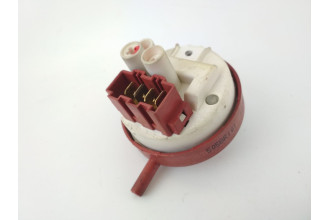 C00096880 Прессостат СМА Ariston Indesit б/у