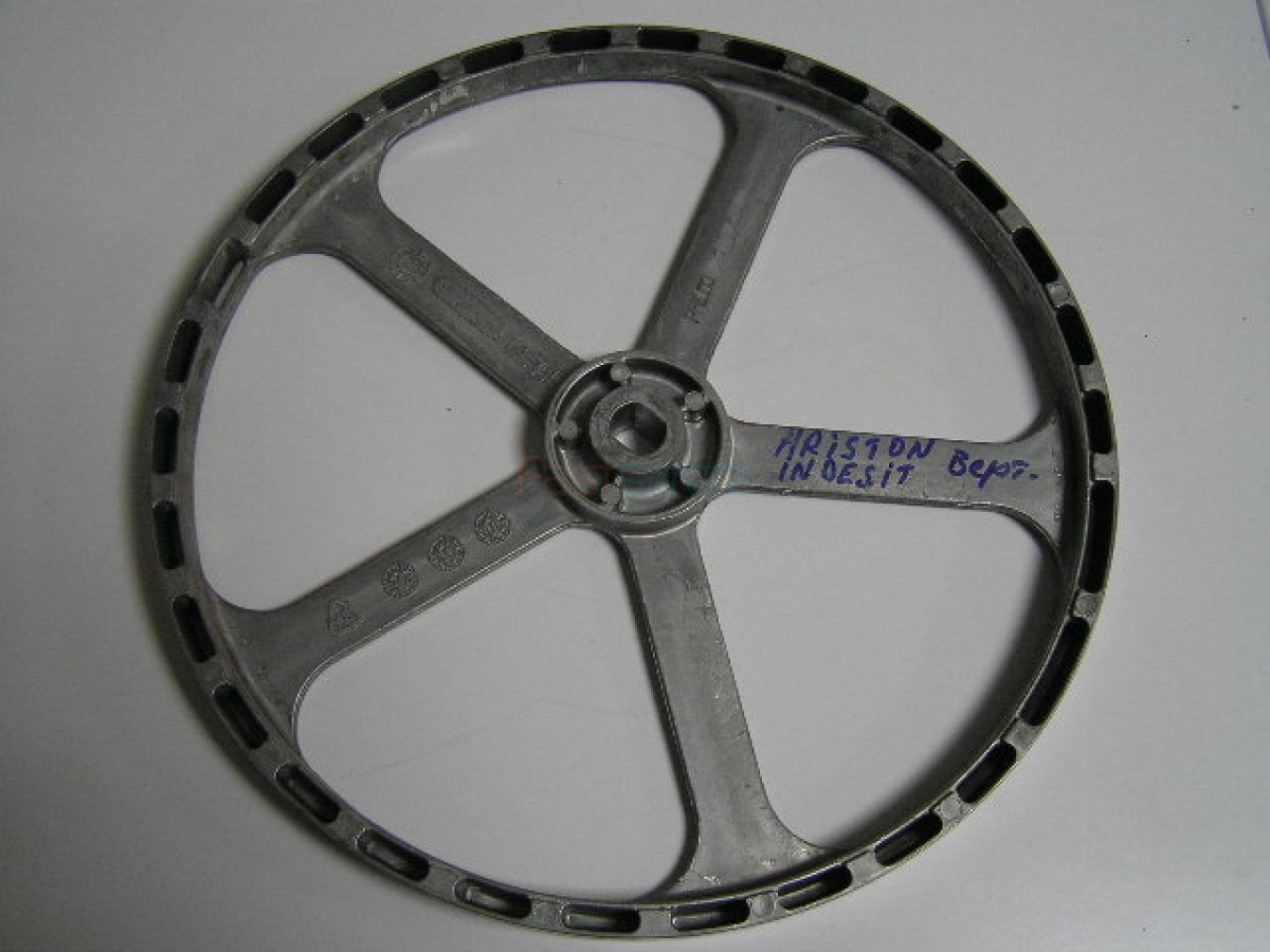 083912 Шкив СМА Ariston Indesit б/у (вертикалка) С00083912, С00142832
