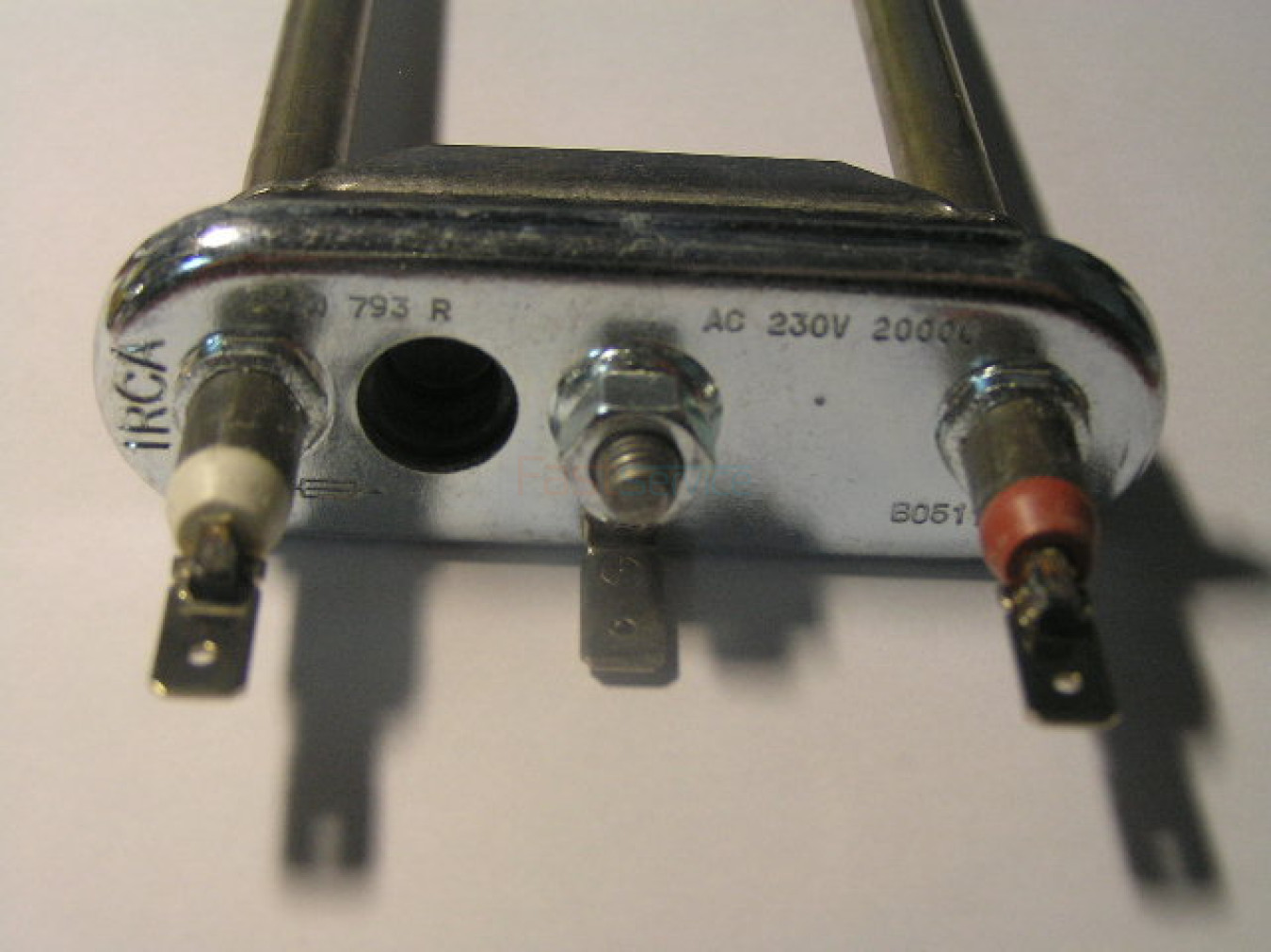 Тэн IRCA L=30см W=2000Вт с отверстием 1