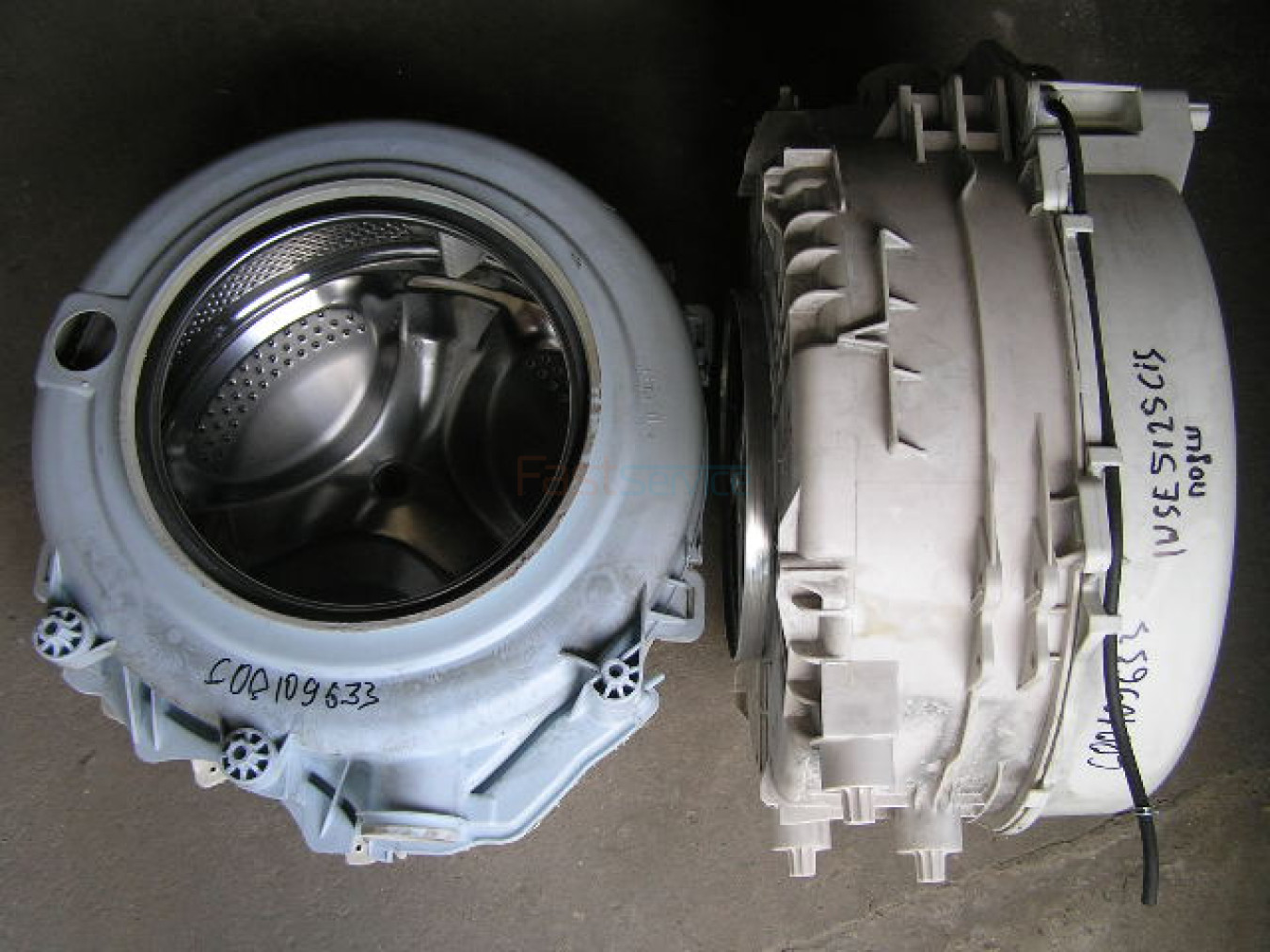 Бак в сборе INDESIT ARISTON C00109633 б\у
