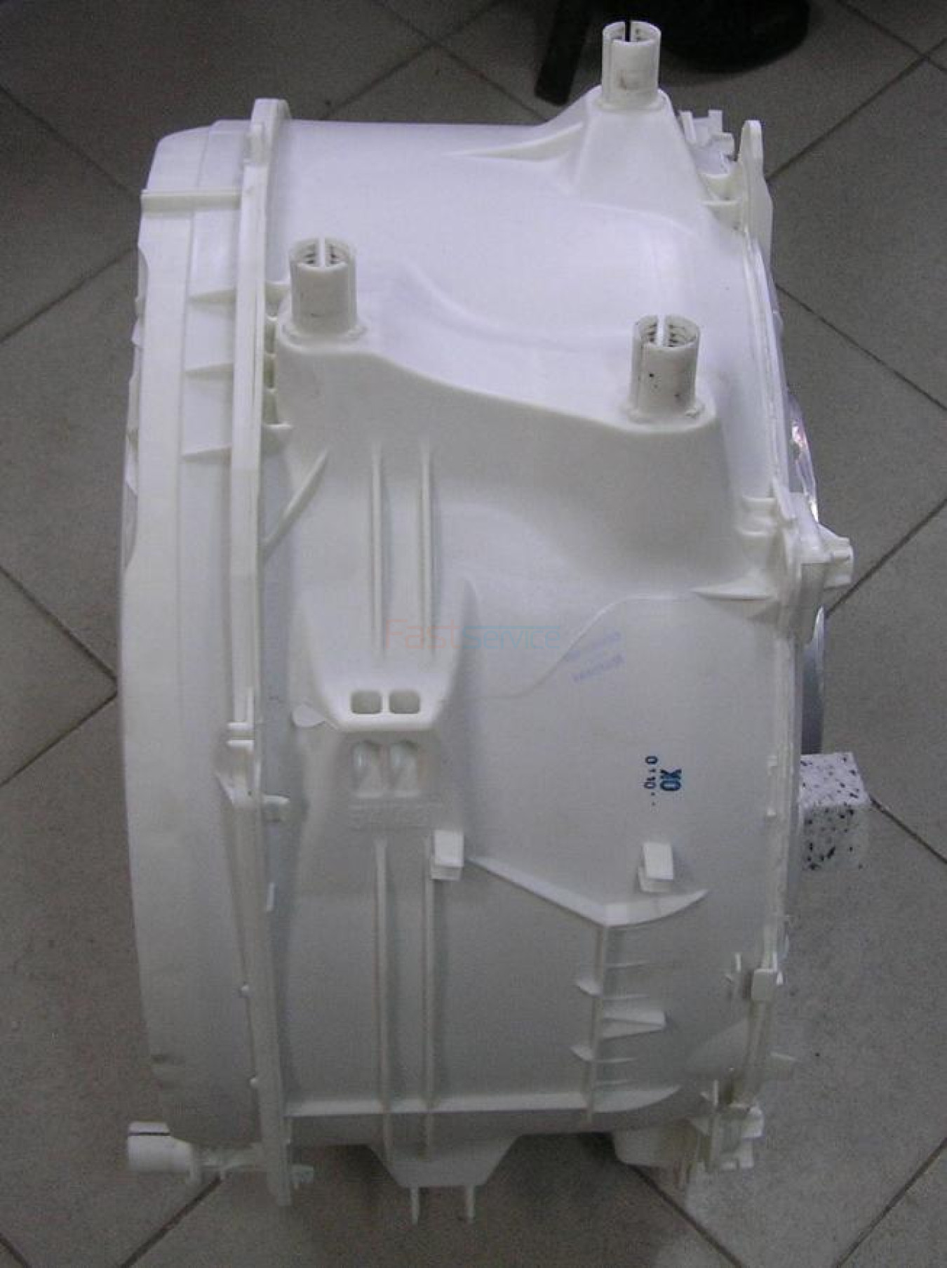 C00303666 Бак в сборе Ariston Indesit 3