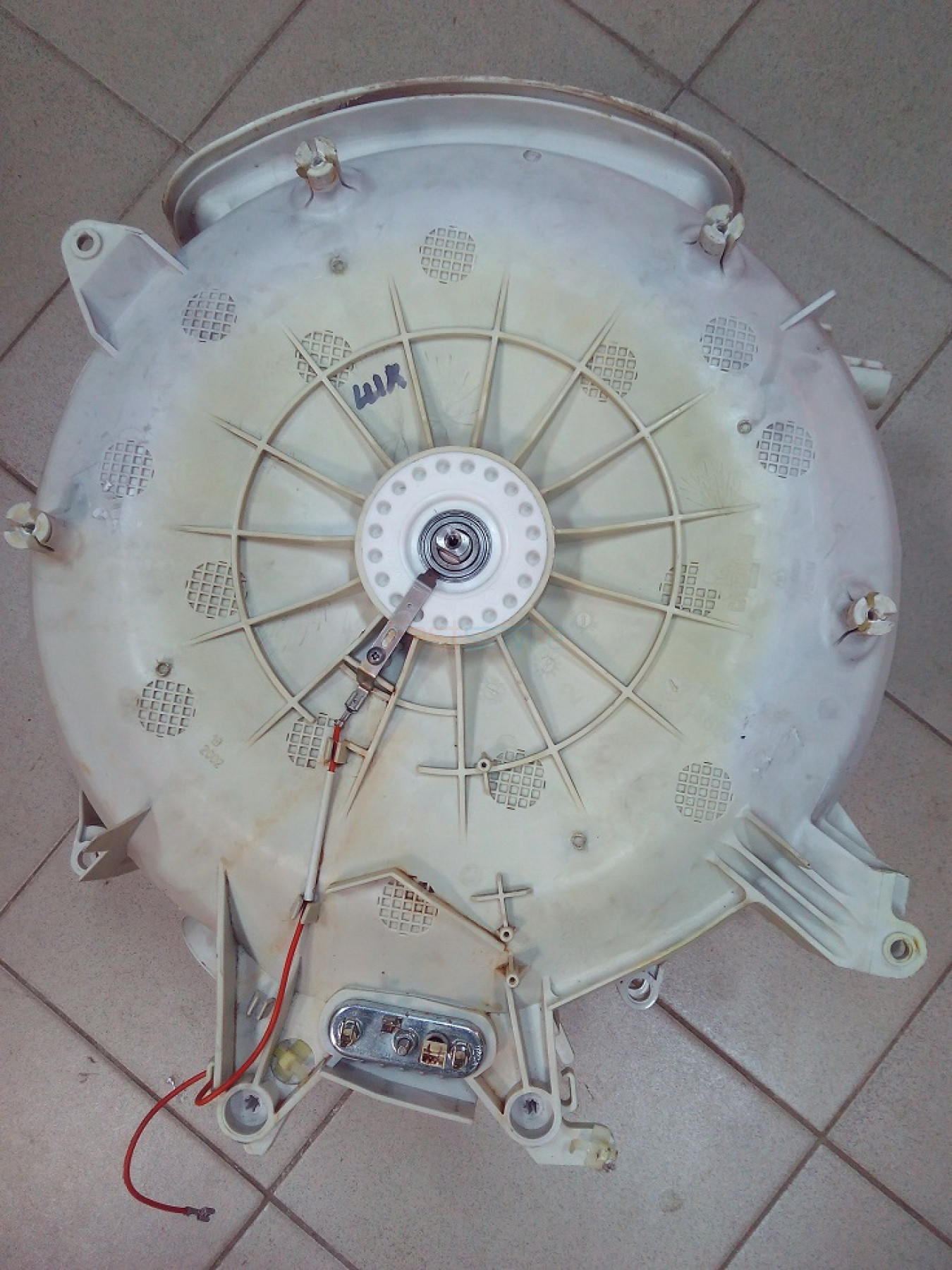Бак в сборе СМА Zanussi Electrolux 1082285212 б/у