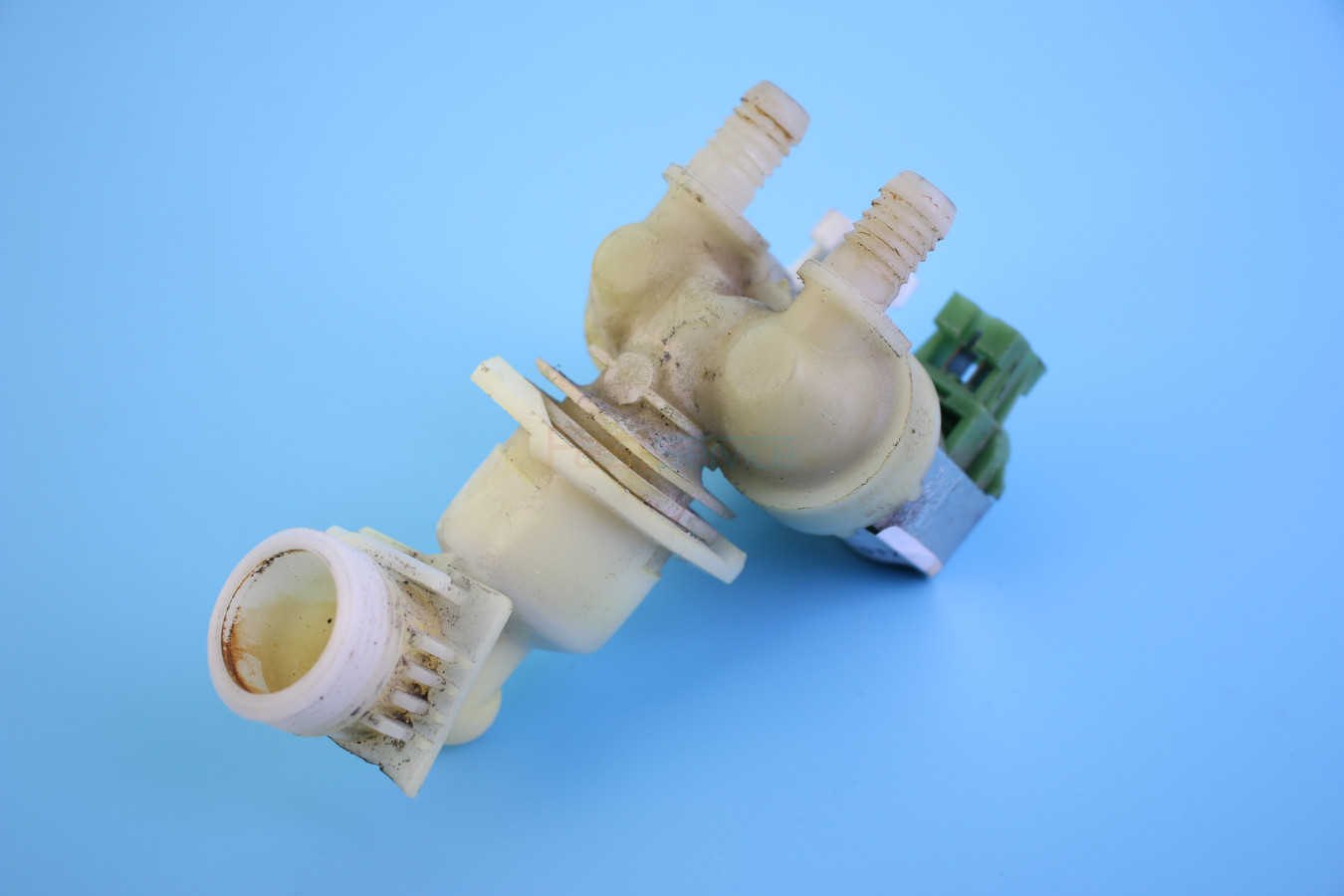 1468766397 Клапан СМА Zanussi Electrolux б/у 1